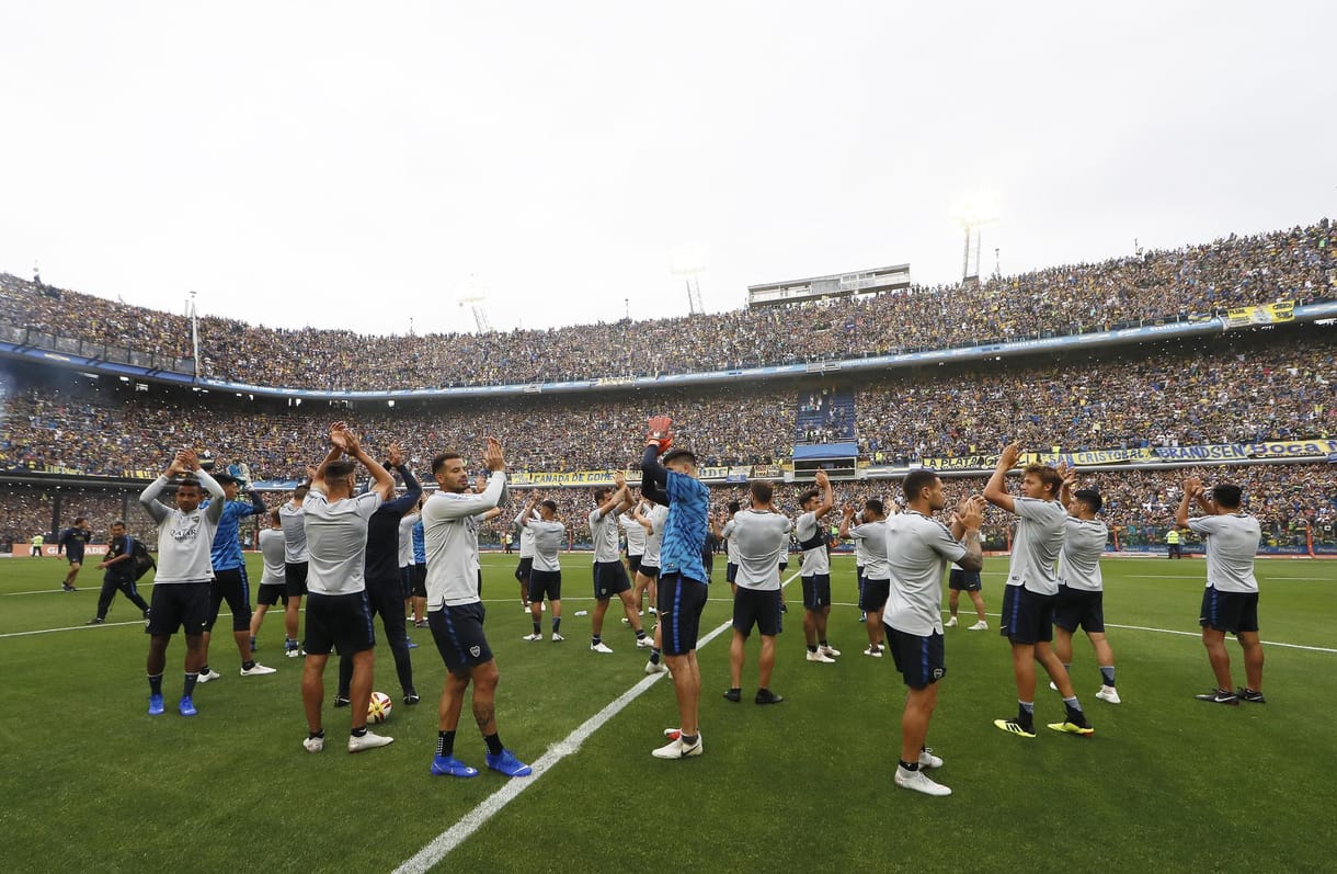 Legendák összecsapását követően bajnok a Boca Juniors