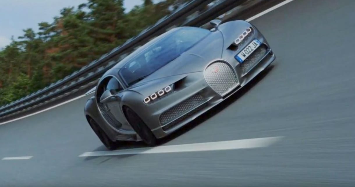 423 km/h-s tempóval száguldott a Bugatti Chiron Sport - videó