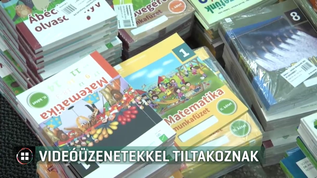 3900 szülő tiltakozik videóüzenetekben az állami tankönyvek ellen
