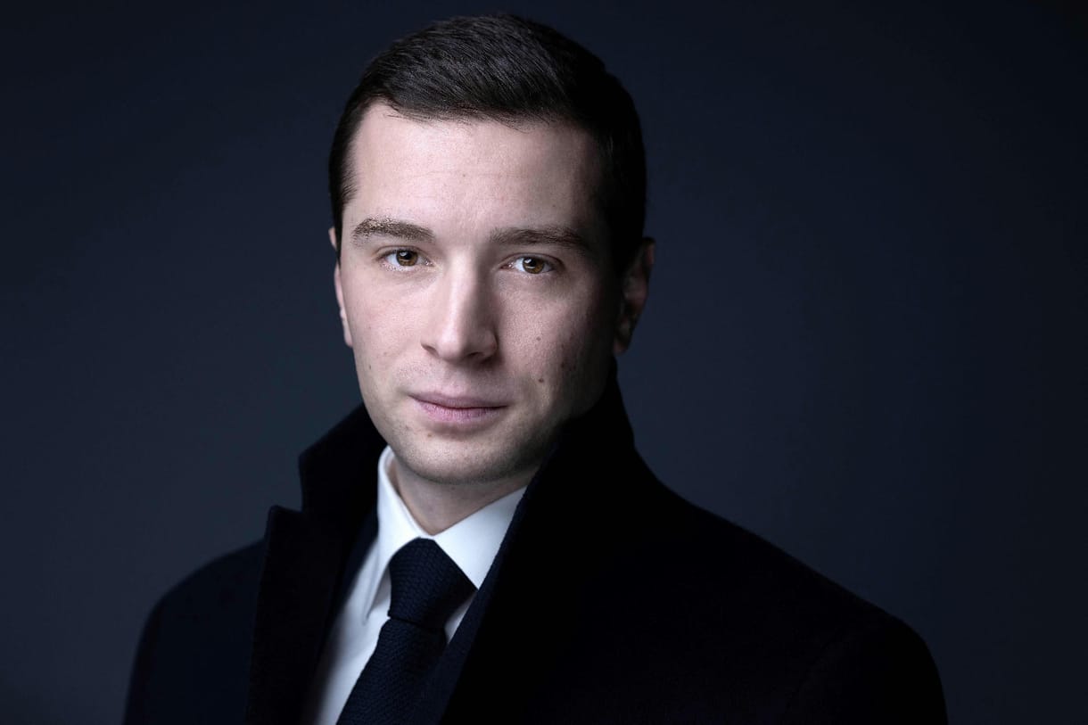 Újabb történelmi győzelmet könyvelhet el Marine Le Pen TikTok-sztár jobbkeze