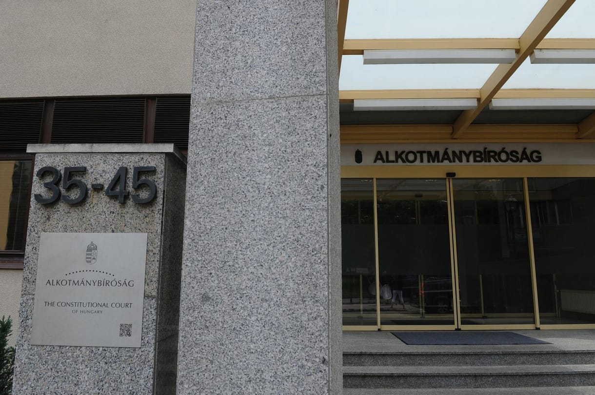 Az Alkotmánybíróság nem foglalkozik az abortusztörvénnyel