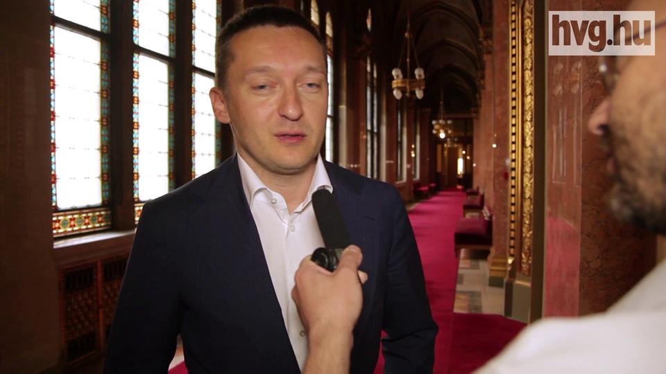 Simicska cégének sikereiről kérdeztük a Fideszt