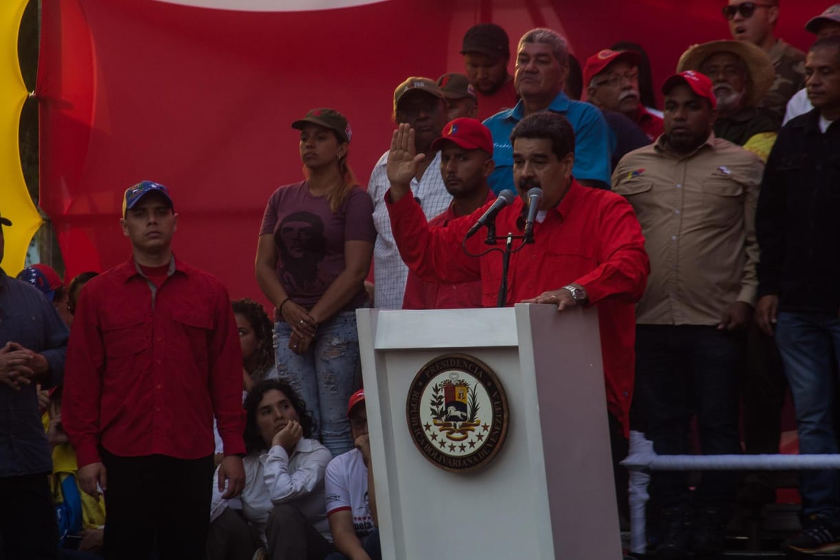 Követségekre menekültek venezuelai képviselők