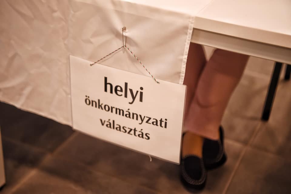 Délig még lehet mozgóurnát igényelni