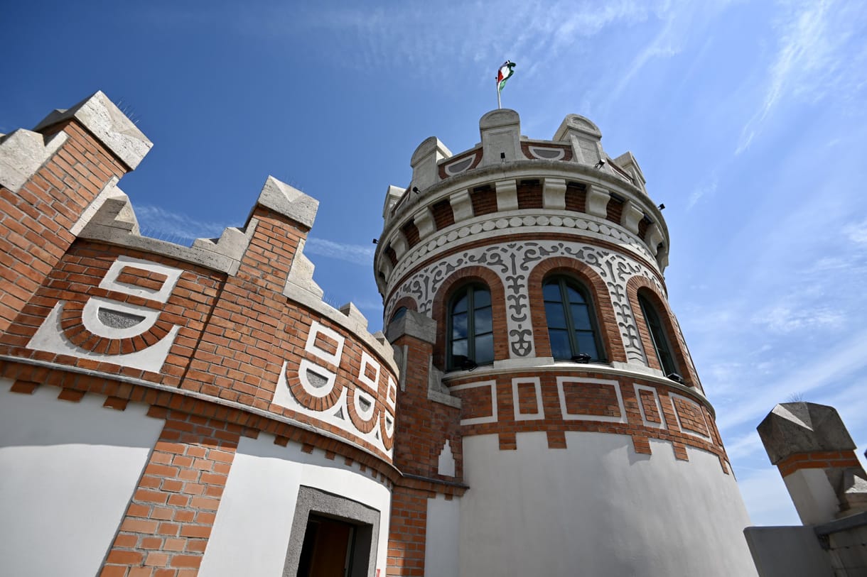 Postapalota képgaléria