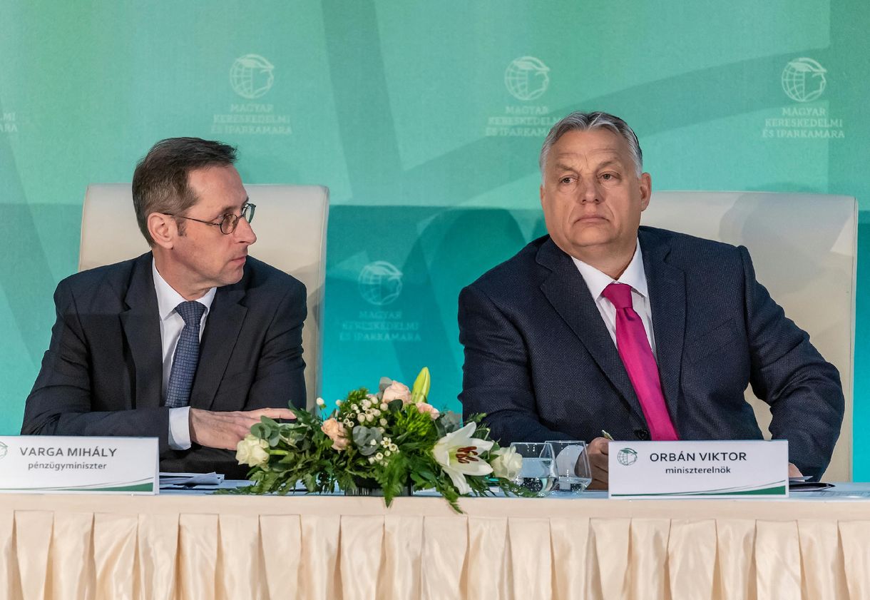 Jó katona megy a jegybankba, de lehet, hogy retúrjegye van – Varga Mihály kinevezéséről a Fülkében
