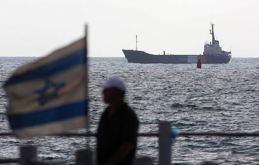 Palesztinpárti aktivistákkal Gázába tartó hajót fogott el az izraeli haditengerészet