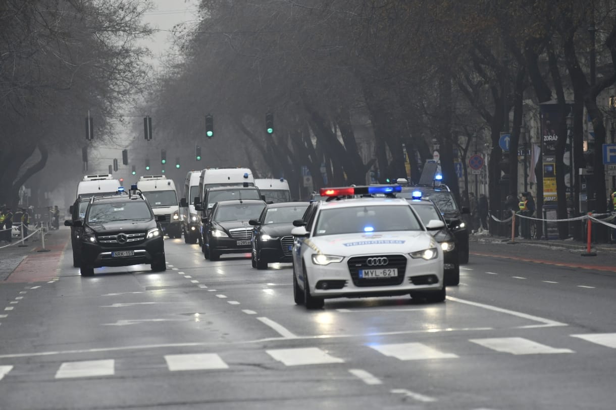 A magyar állam maffiamódszereitől félnek a menedzserek egy külföldi kutatás szerint