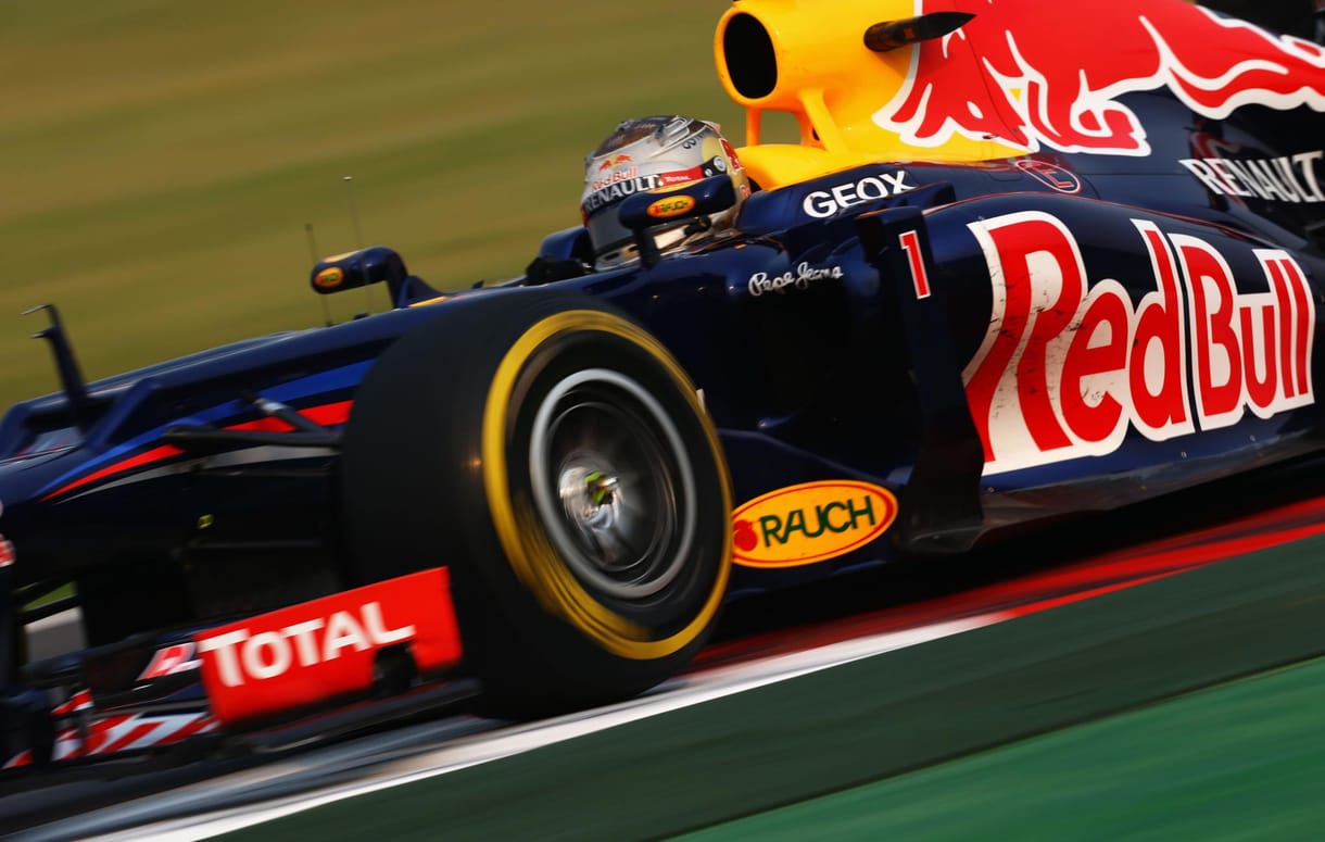 Vettel alázott, Alonso küszködött az indiai időmérő előtt