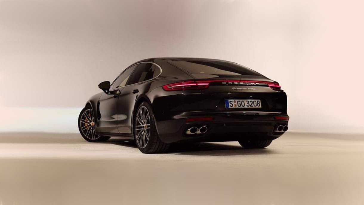 Kiszivárgott: ilyen lesz a vadiúj Porsche Panamera