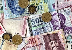 Megint lejtőre került a forint