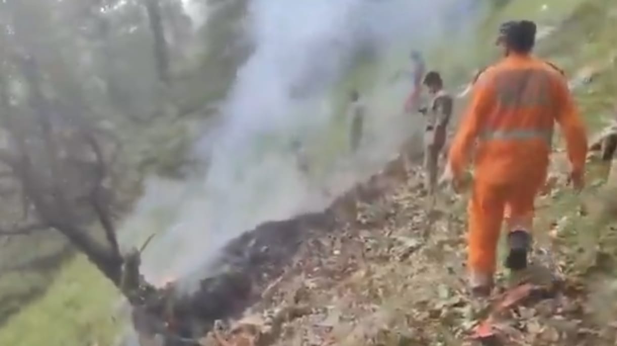 Zarándokokat szállító helikopter zuhant le Indiában, minden utas meghalt