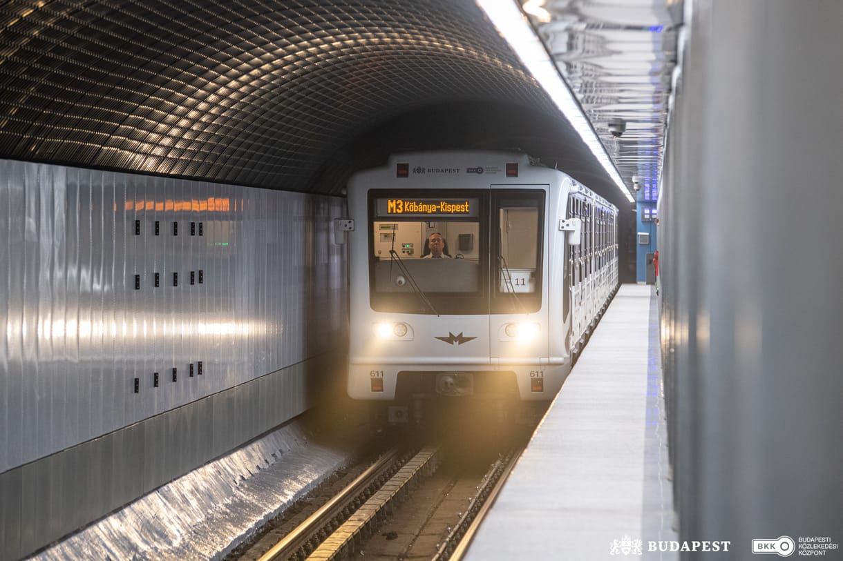 Ismét jár majd a déli szakaszon, de alaposan megkavarták a 3-as metró közlekedését