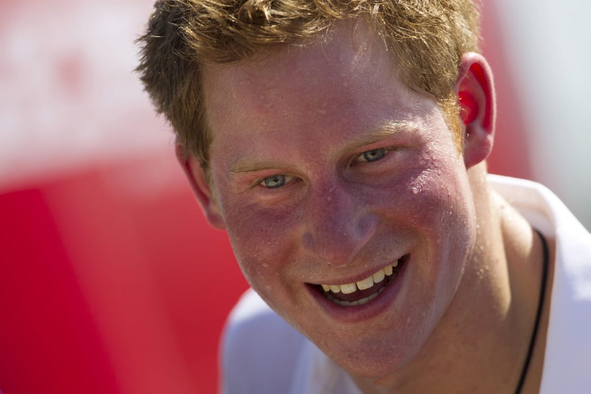 Nem merte lehozni a brit sajtó Harry herceg pucér képeit