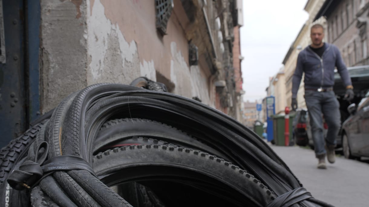Dizájntermék és aranyat érő por lesz a gumiabroncsból magyar vállalkozásoknál