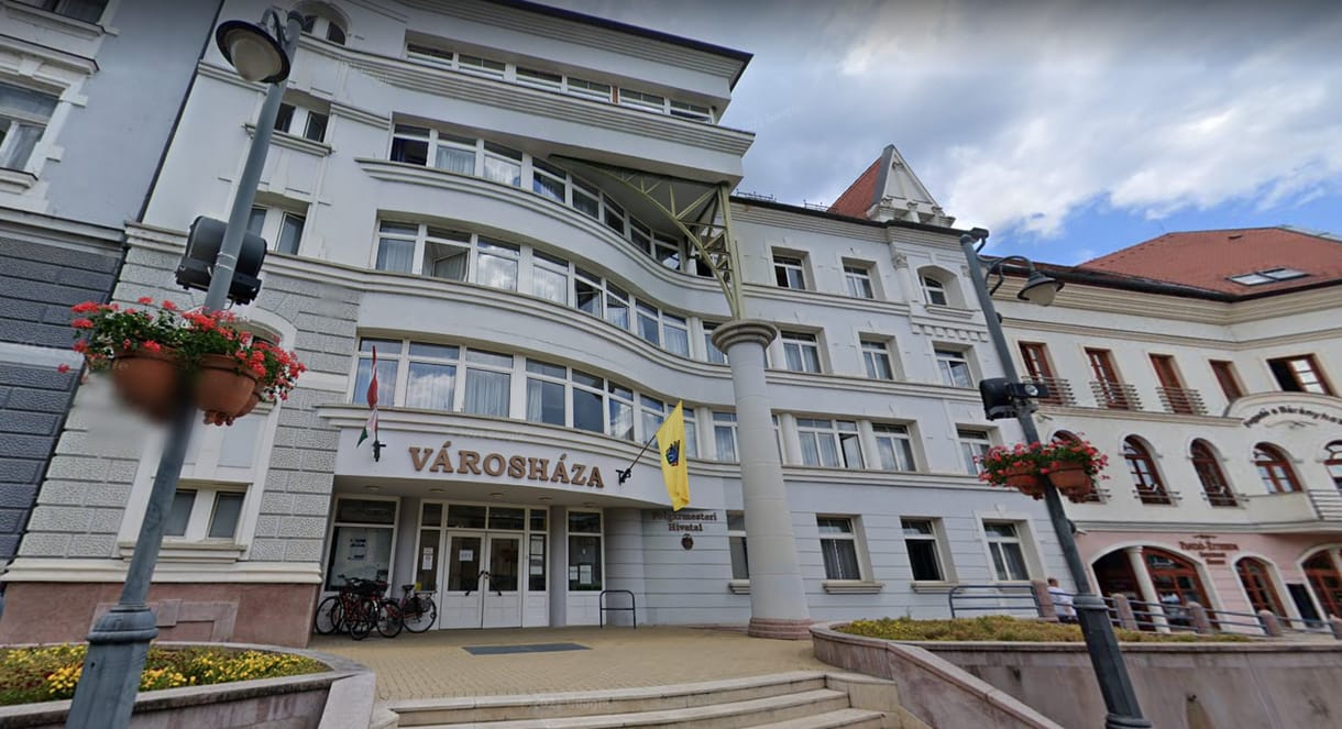 Ellenzéki politikusok névrokonaival zavarhatja össze a kaposváriakat a Fidesz–KDNP