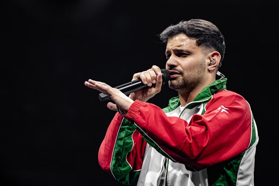 Beton.Hofi bevallotta: korábban hamis jeggyel lógott be a Szigetre