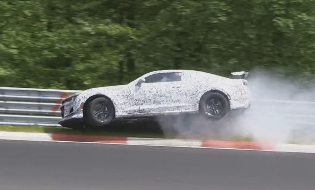 Újabb tesztautót gyilkolt le a Nürburgring – videó