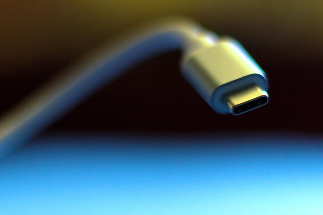 Begyújtják a Windows rakétáit, elképesztő sebességre kapcsolják az USB-t