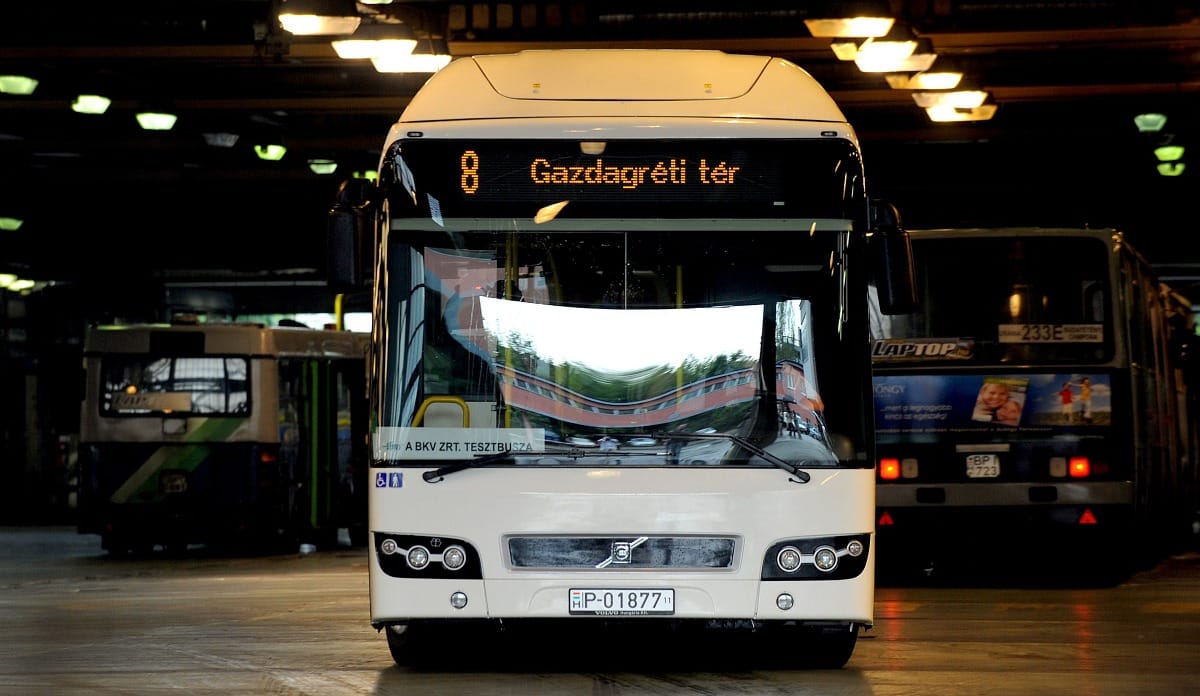 Fotógaléria: ezt a hibrid buszt teszteli a BKV