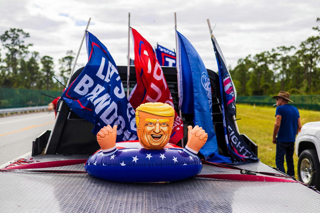 Móresre akarja tanítani az általa megvetett elitet Donald Trump