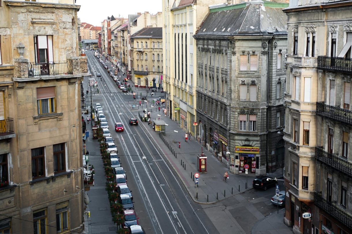 Elfogták Józsefvárosban Mamit, a 63 éves drogdílert