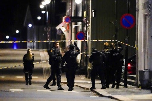 Íjjal lövöldözött egy férfi a norvégiai Kongsbergben, többen meghaltak