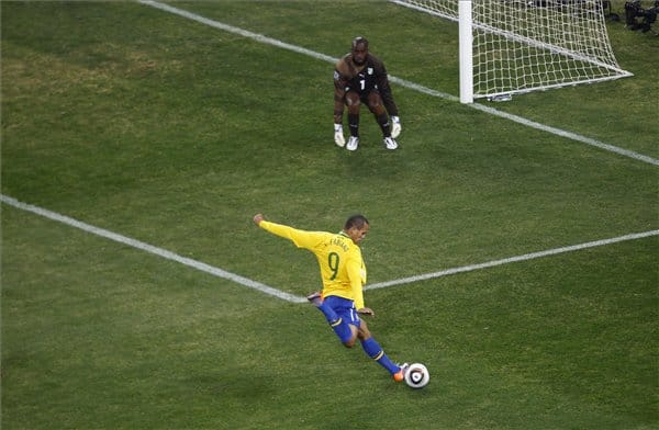 Sima brazil győzelem, Kakát kiállították