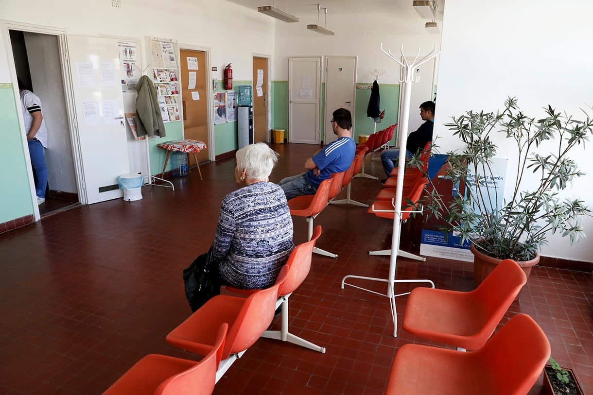 Magukra hagyták a háziorvosokat a koronavírussal, pedig rajtuk is múlhat, hogyan vészeljük át a járványt