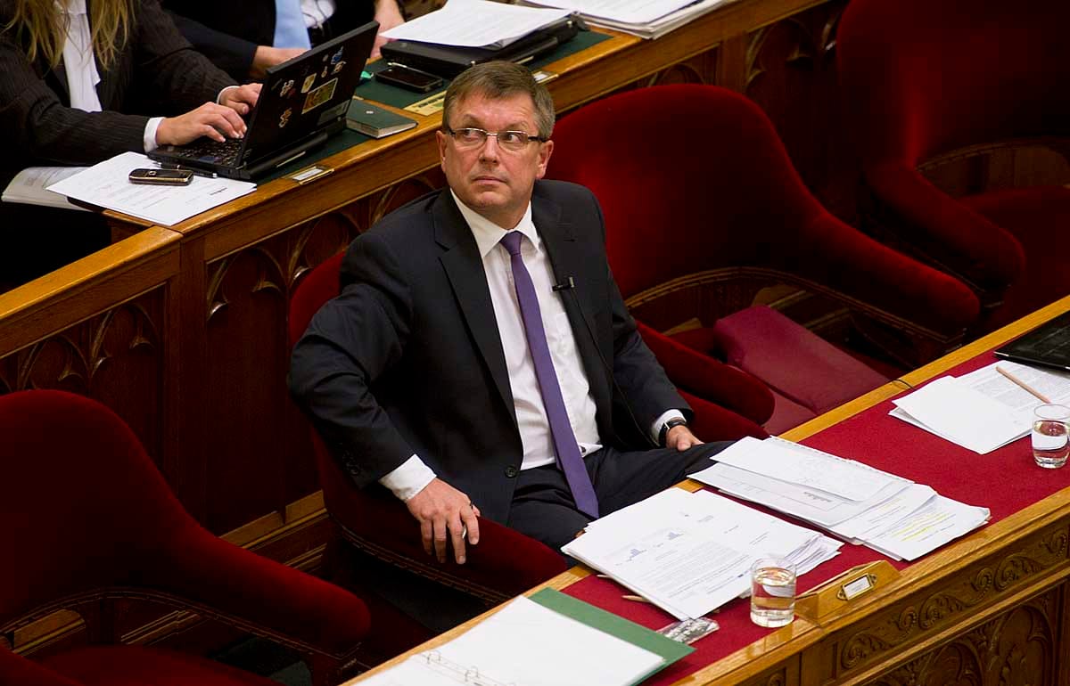Matolcsyt a pótköltségvetésről is kérdezné a bizottsági elnök 