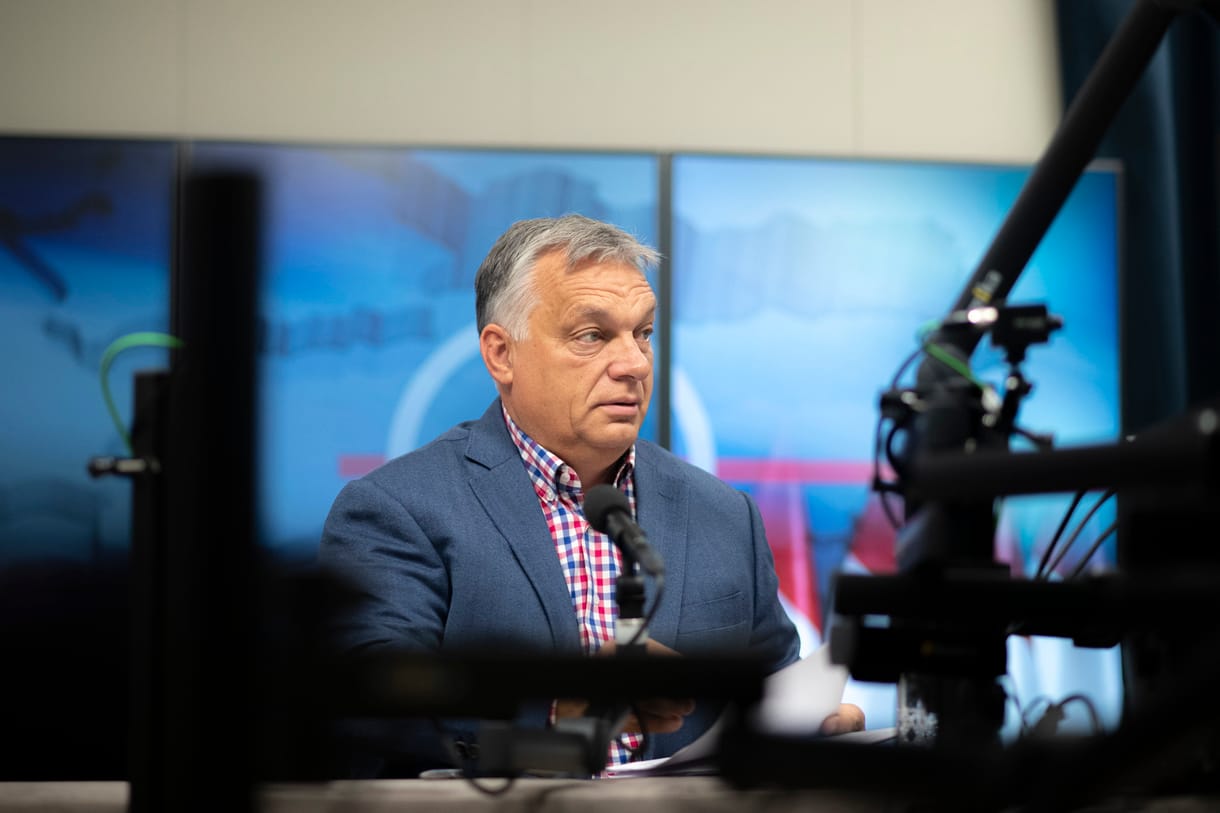 Orbán: Négy százalékponttal csökkennek a vállalkozói terhek, egy százalékponttal a kisvállalkozói adó