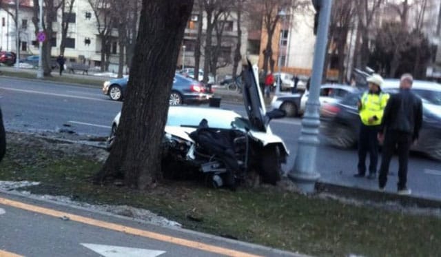 Kivégeztek egy Lamborghini Murcielagót Bukarestben - fotók