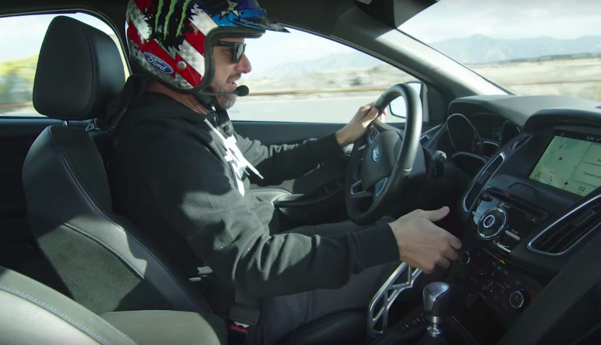Olyan kéziféket fejlesztett a Ford, amellyel bárki képes lesz driftelni – videó