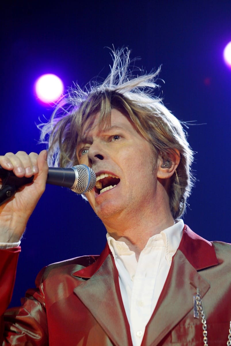 Itt az új David Bowie-dal