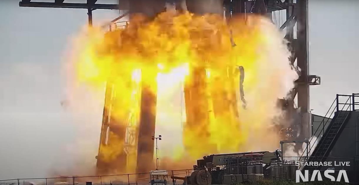 Váratlanul felrobbant a SpaceX űrhajójának hajtóműve – videó