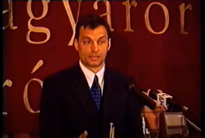 A Fidesz titkolja dokumentumait a párt vezetőinek állítólagos megfigyeléséről