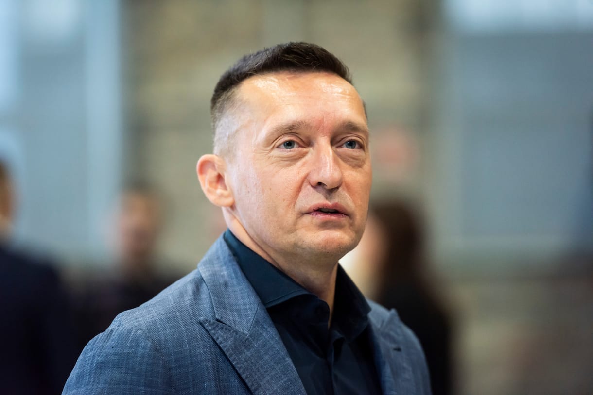 Rogán Antal szerint nem kell tartani attól, hogy „mini-Pegasus” kémszoftvert telepít a telefonjára az, aki letölti a DÁP-alkalmazást