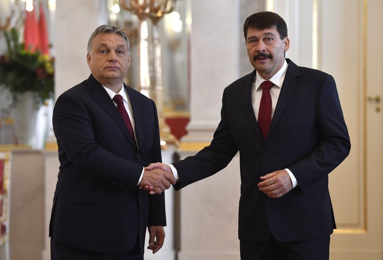 Orbán Viktor kesztyűbábjaként volt tíz évig államfő Áder János