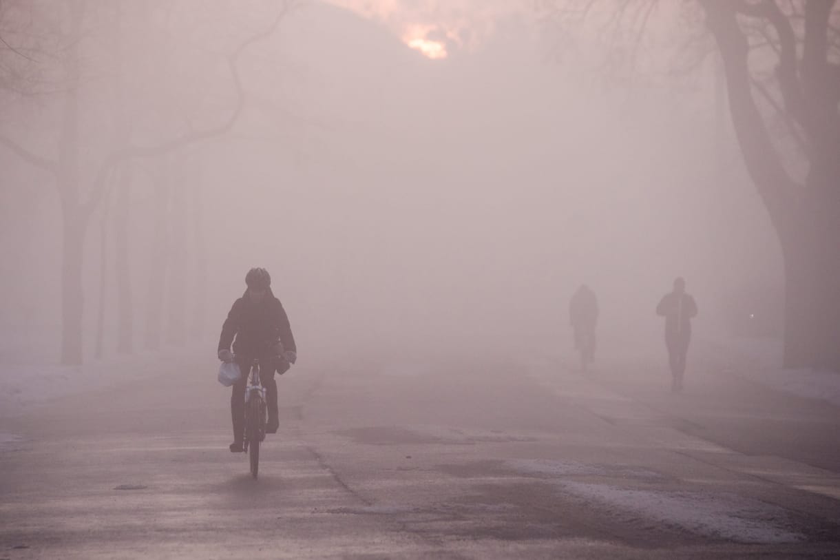 Köddel indul sokfelé az esős hét