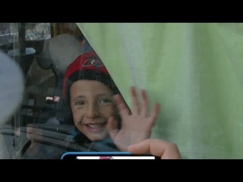 Így indultak Ausztriába a menekültek – videó