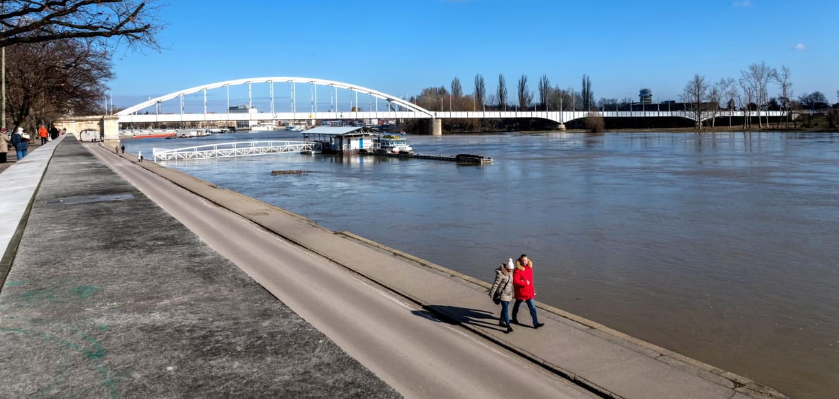 Árad a Tisza, lezárták a szegedi rakpartot