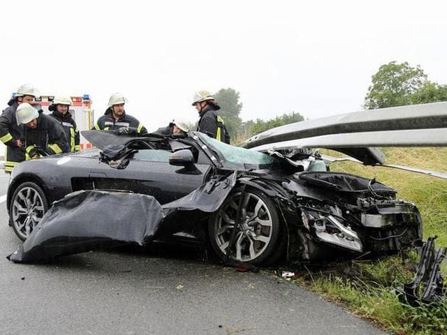 Egy Audi R8 lett a limit nélküli szágulás áldozata