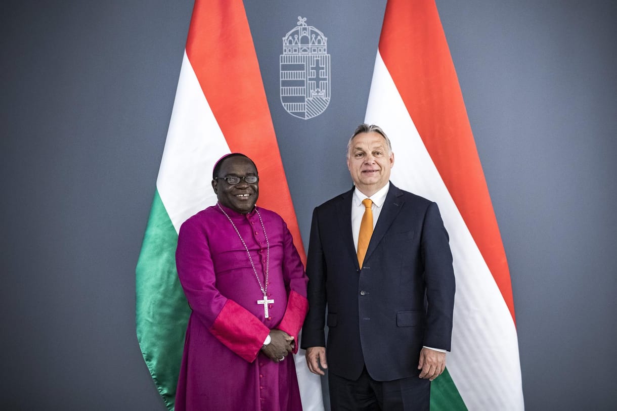 Egy hónapig minden misén megemlékeznek Orbánról Nigériában