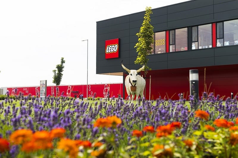 Komoly leépítésre készül a Lego
