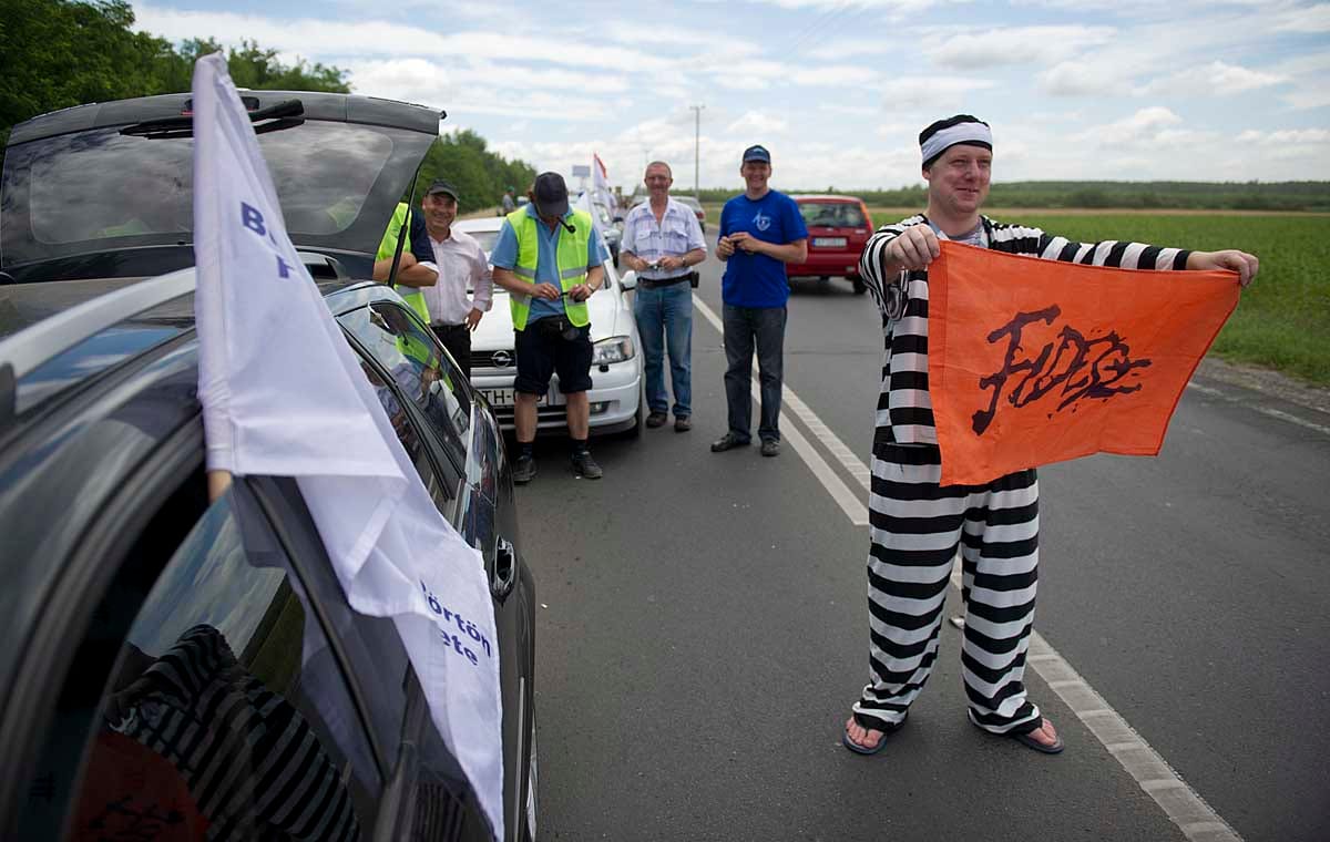 Fidesz: nem akar dolgozni, aki ma demonstrált