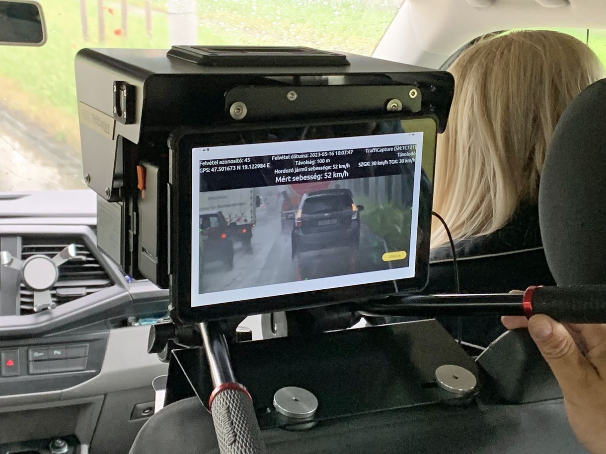 Közeledik a nagy traffipaxnap, a rendőrség azt kérdezi, hol mérjenek