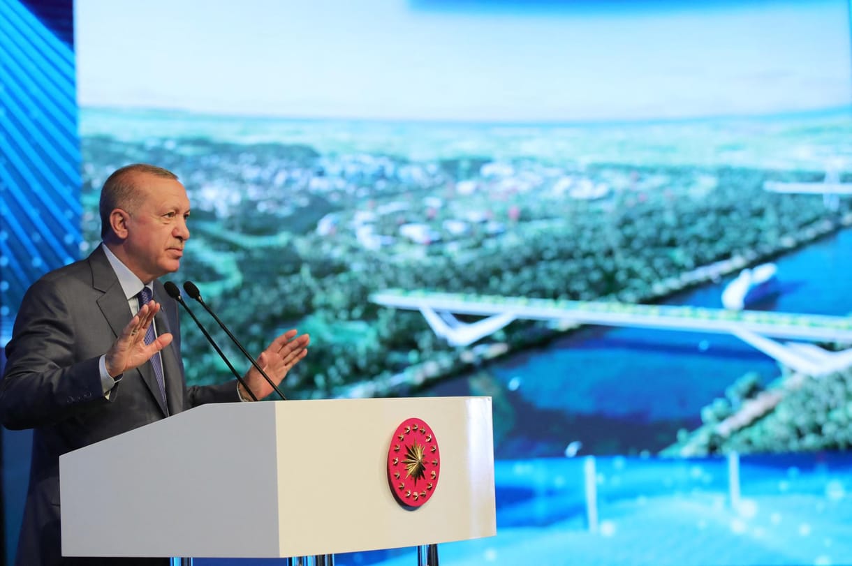 Az amerikai és a német nagykövetet is ki akarja zavarni Törökországból Erdogan
