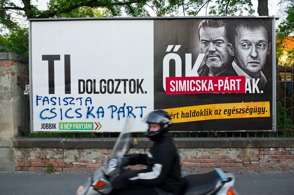 Itt a Fidesz válasza a Jobbik plakátkampányára