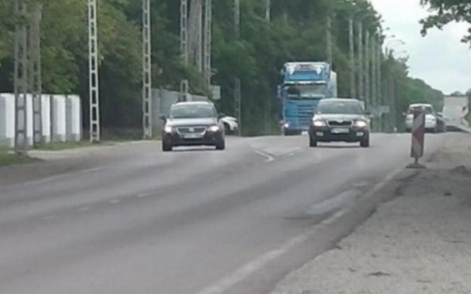 Hónapokra ugrik a jogosítvány záróvonalon előzésért is, ha épp ott a rendőr