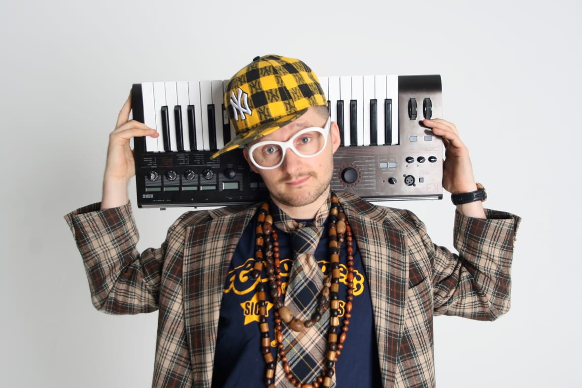 DJ Vadim személyesen lemezel ma este a Kazinczy utcában